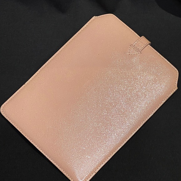 Previously gently loved Burberry pouch/envelope. - Picture 2 of 3